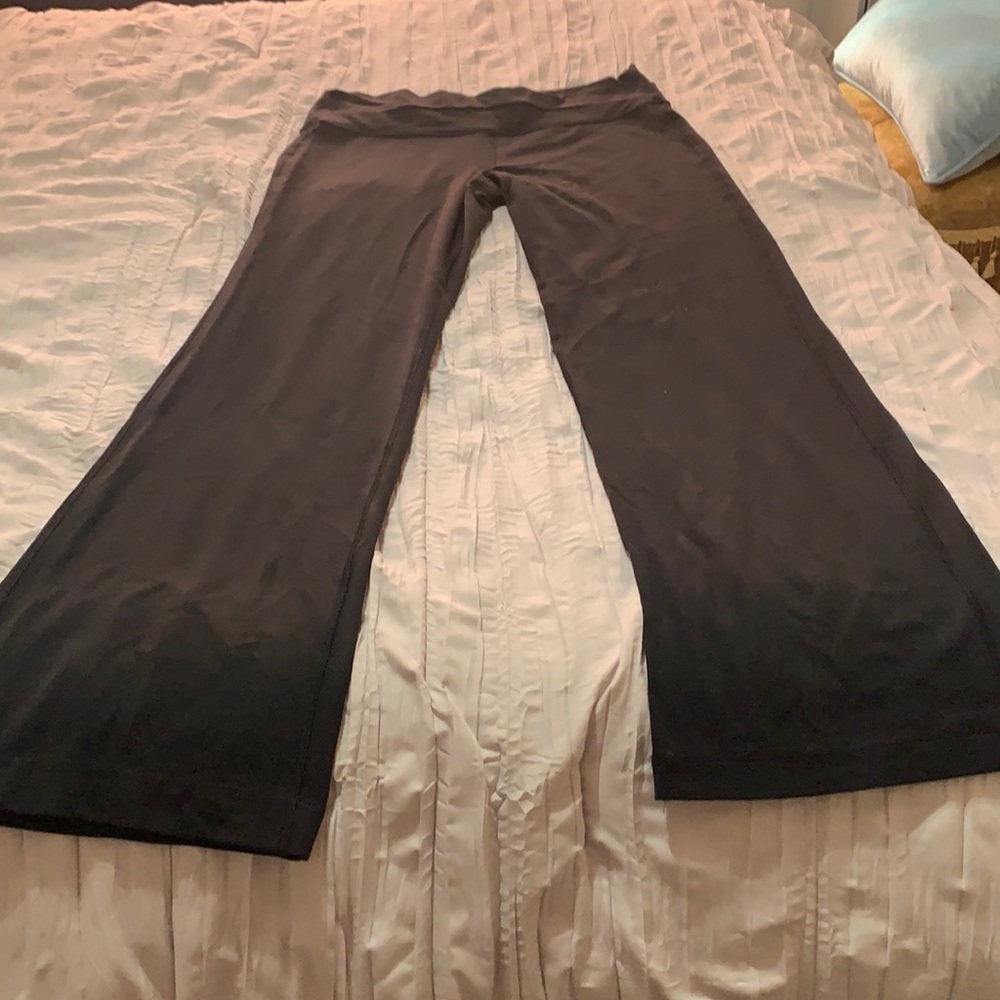 LuLu lemon pants